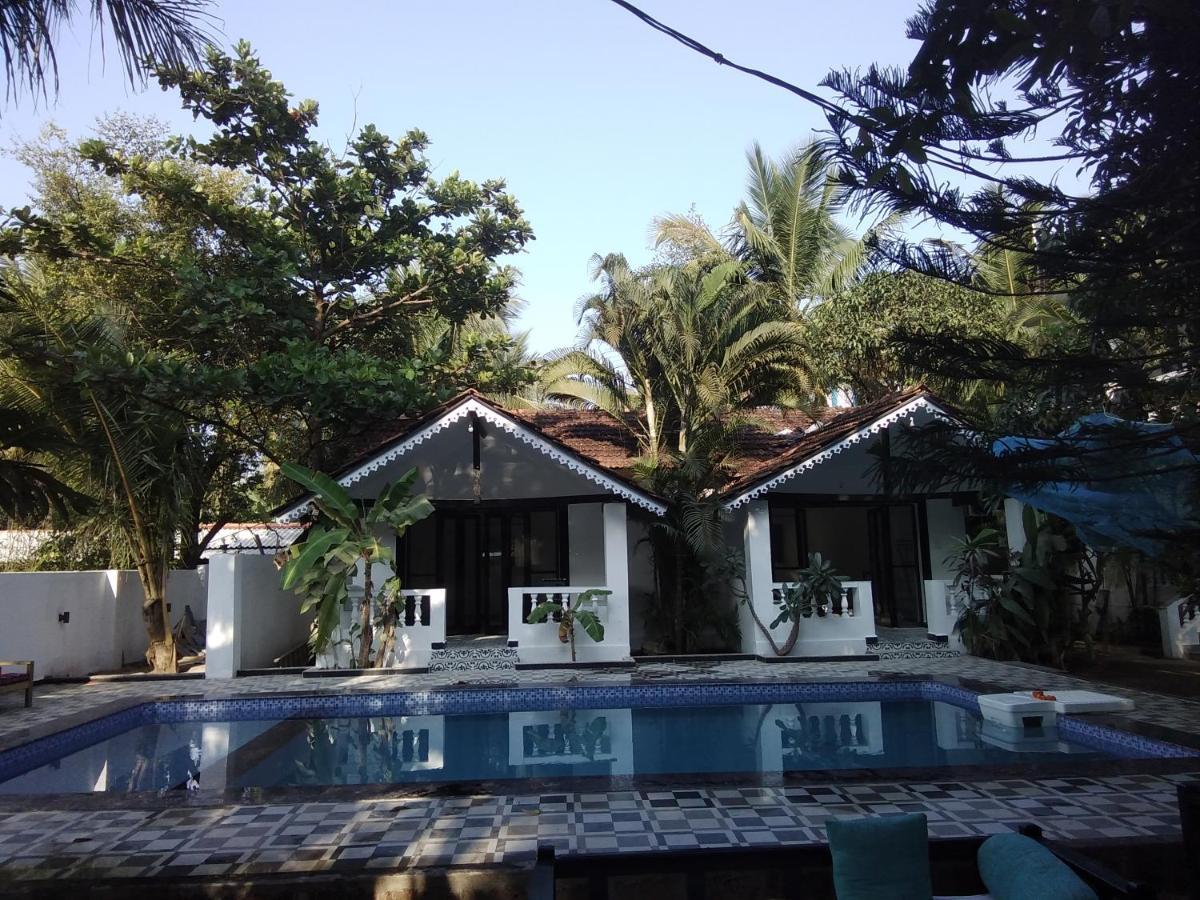 God'S Gift Morjim Exterior foto
