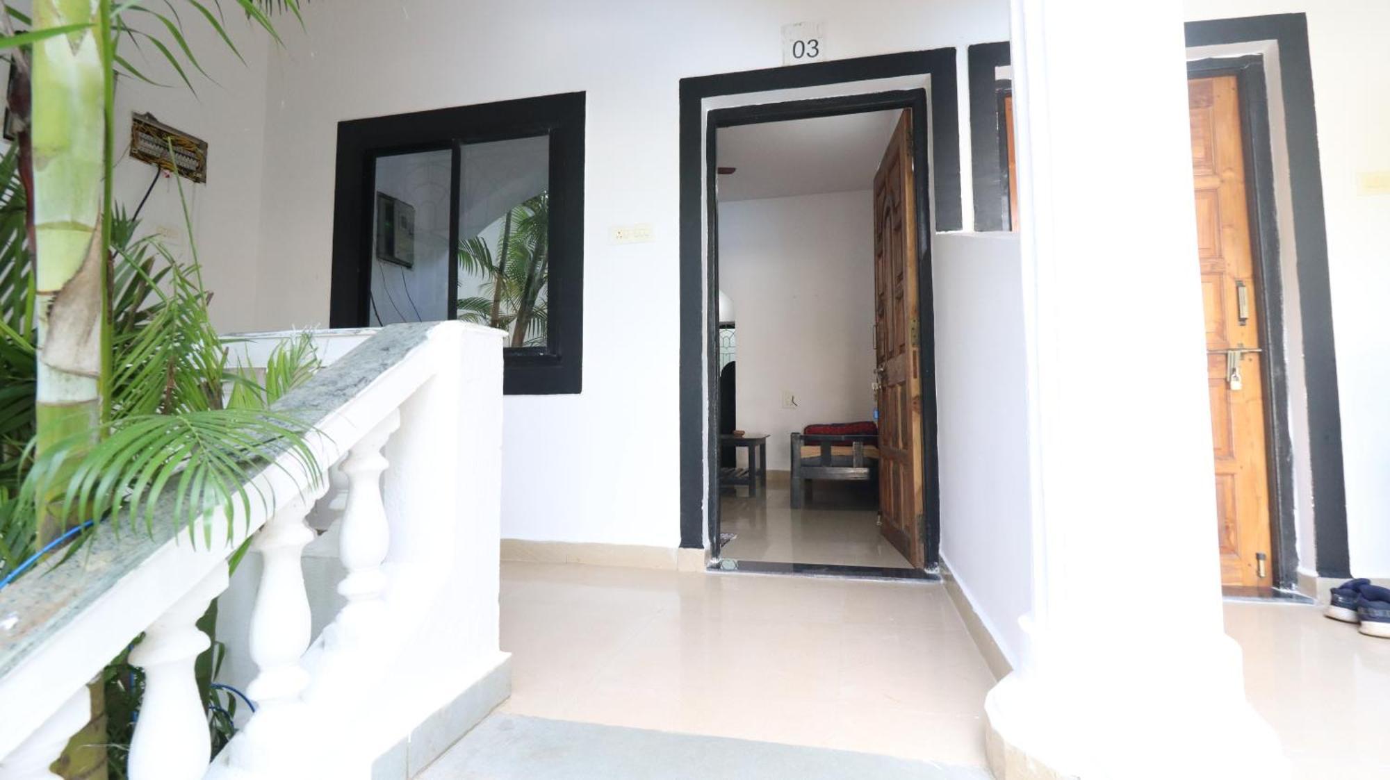 God'S Gift Morjim Exterior foto